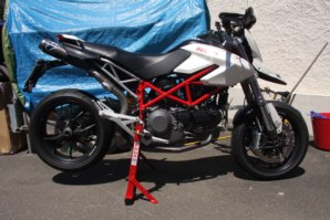 abba Superbike Stand on Ducati Hypermotard